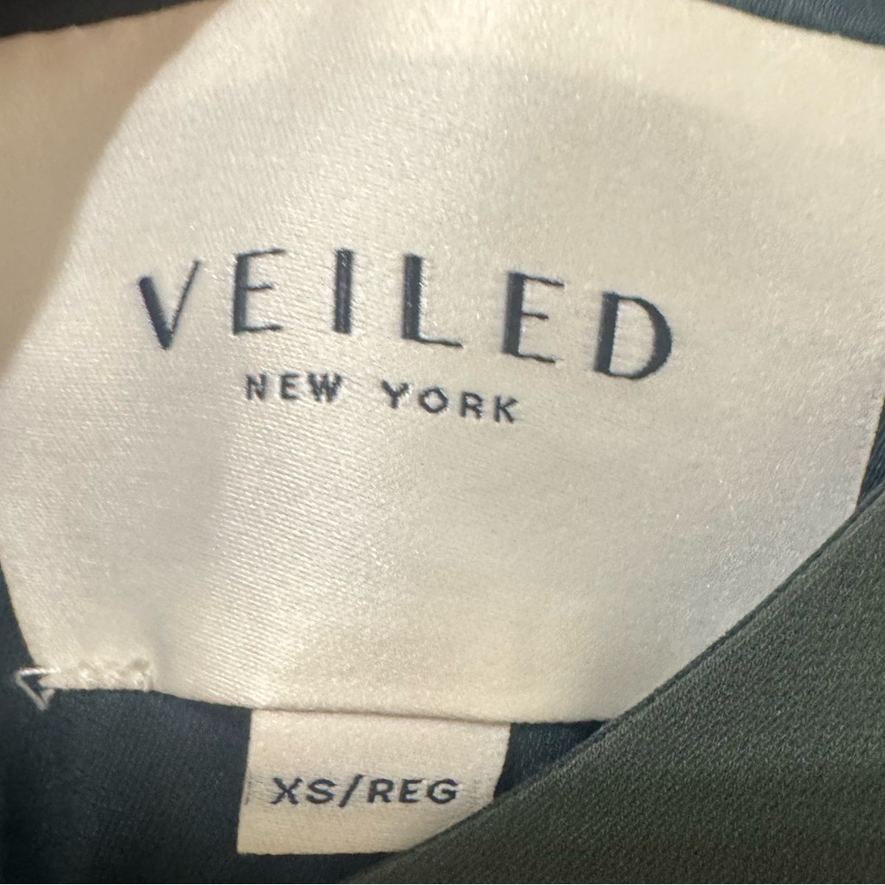 Veiled NY Green Tie Back Midi Dress Size XS - Picture 3 of 4